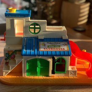 Vintage Fisher-Price Little People - #937 Sesame Street Club House 1977-1979